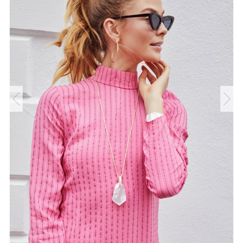 NWOT ✨Cam Bright Silver Long Necklace